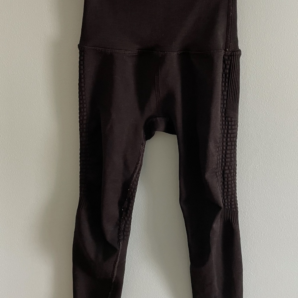 Alphalete Black Halo Legging (XS)